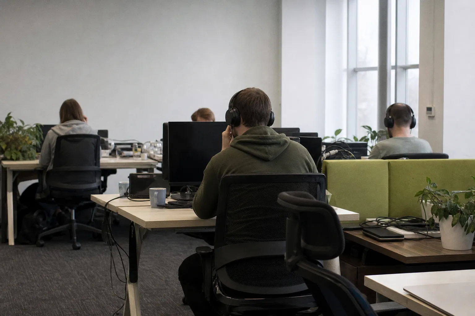 Почему бесконечные скидки в email-рассылках губят доставляемость писем